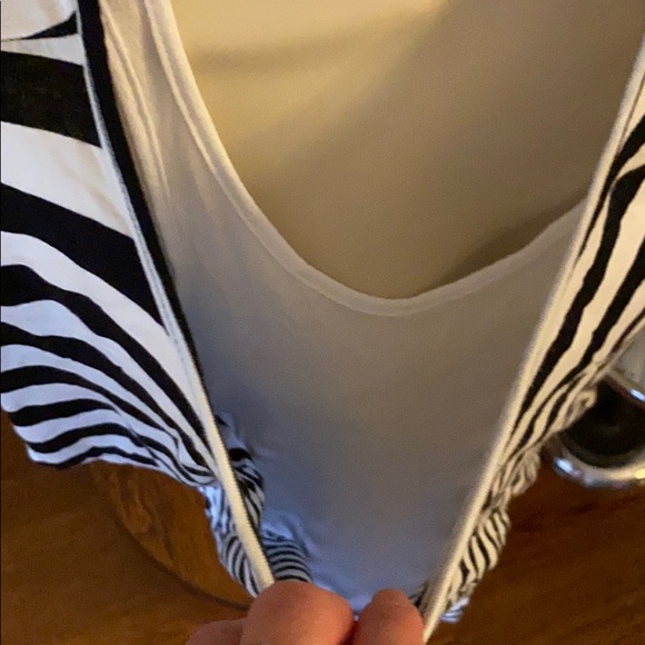 Venus Lascana XS Black & White 2 in 1 Short Sleeve Banded Shirt - Picture 6 of 7